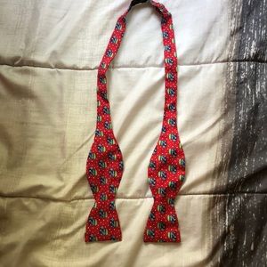 Vineyard Vines Holiday Bow tie